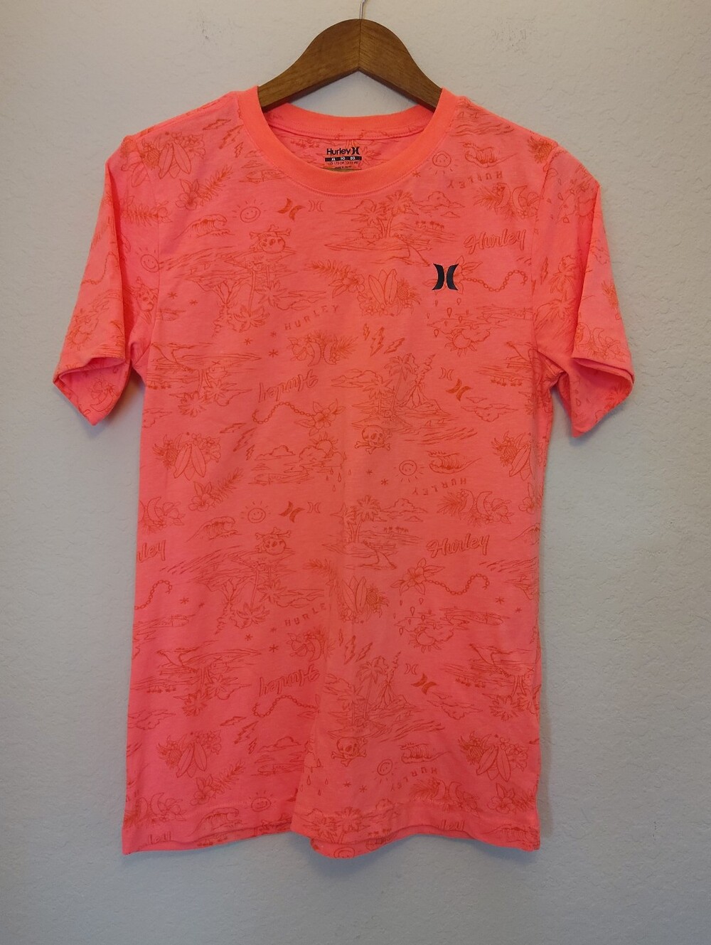 Hurley T-Shirt Youth XL Coral Pink Treasure‎ Map Print Casual Graphic Tee